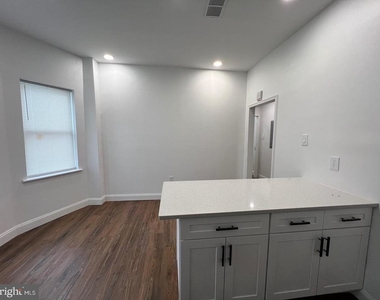 2145 Elkins Avenue - Photo Thumbnail 9
