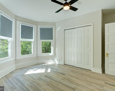 4817 Ridge Avenue - Photo Thumbnail 1