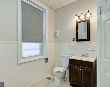 4817 Ridge Avenue - Photo Thumbnail 6