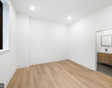 1772 N Front Street - Photo Thumbnail 27