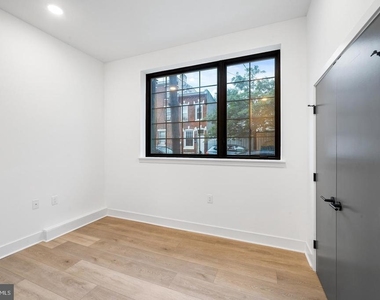 1772 N Front Street - Photo Thumbnail 21