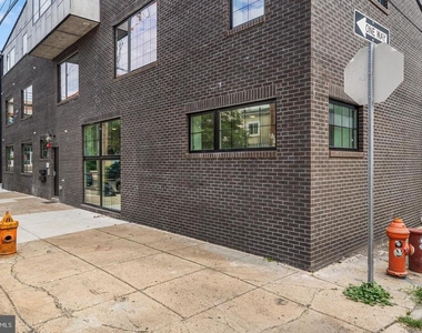 1772 N Front Street - Photo Thumbnail 32