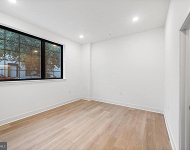 1772 N Front Street - Photo Thumbnail 25