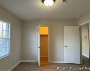 1309 Ireland Street - Photo Thumbnail 11
