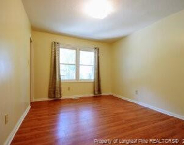 711 Niven Avenue - Photo Thumbnail 12