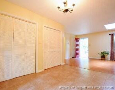 711 Niven Avenue - Photo Thumbnail 7