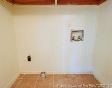 711 Niven Avenue - Photo Thumbnail 16