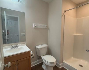 312 E Jenkins Street - Photo Thumbnail 7