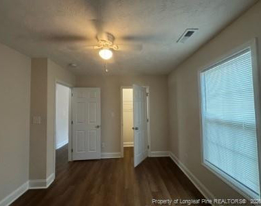 312 E Jenkins Street - Photo Thumbnail 6