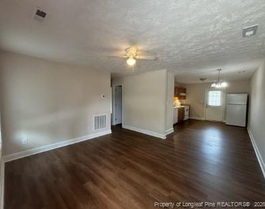 312 E Jenkins Street - Photo Thumbnail 1