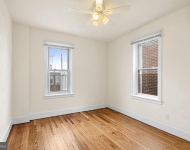 3044 Almond Street - Photo Thumbnail 10