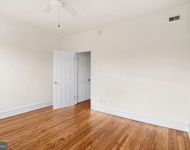 3044 Almond Street - Photo Thumbnail 7