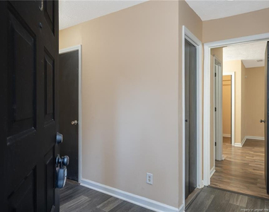 1021 Wood Creek Drive - Photo Thumbnail 3
