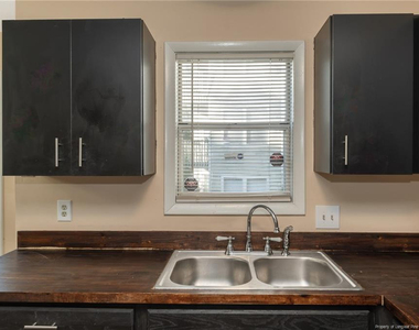 1021 Wood Creek Drive - Photo Thumbnail 11