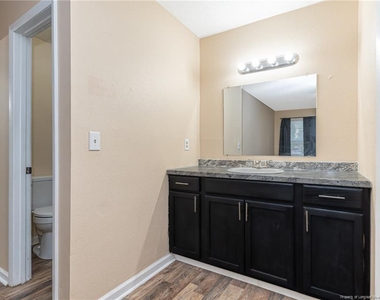 1021 Wood Creek Drive - Photo Thumbnail 14