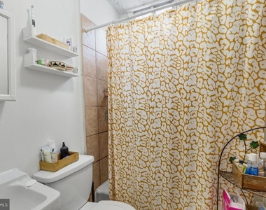 2606 Collins Street - Photo Thumbnail 19