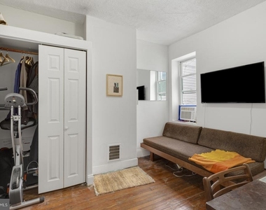 2606 Collins Street - Photo Thumbnail 16