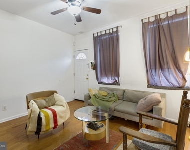 2606 Collins Street - Photo Thumbnail 2