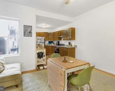 2606 Collins Street - Photo Thumbnail 4