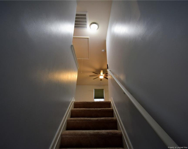 140 Hallow Oak Street - Photo Thumbnail 13