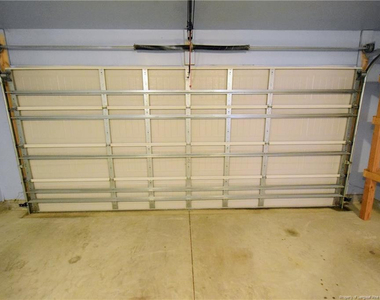 140 Hallow Oak Street - Photo Thumbnail 31