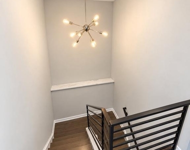755 N Capitol Street - Photo Thumbnail 3