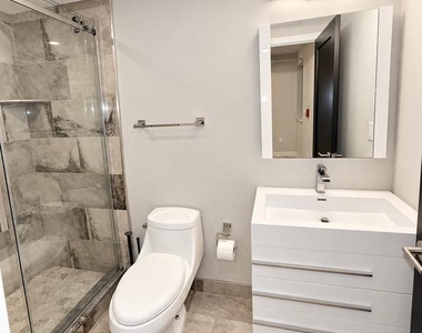 755 N Capitol Street - Photo Thumbnail 6