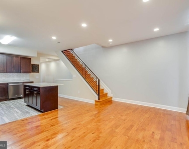2554 N 8th Street - Photo Thumbnail 9