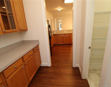5508 Cary Glen Boulevard - Photo Thumbnail 8