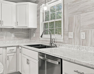 6312 Kincross Avenue - Photo Thumbnail 13