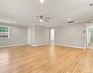 6312 Kincross Avenue - Photo Thumbnail 16
