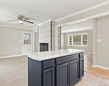 6312 Kincross Avenue - Photo Thumbnail 12