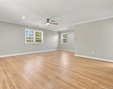 6312 Kincross Avenue - Photo Thumbnail 15