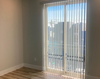 121 W Cumberland Street - Photo Thumbnail 11