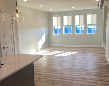 121 W Cumberland Street - Photo Thumbnail 5