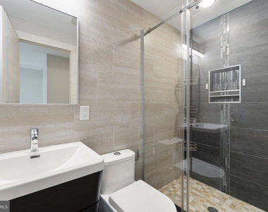 2110 W Master Street - Photo Thumbnail 17