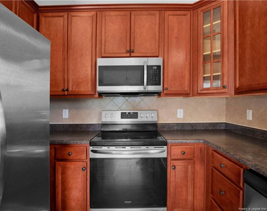 1717 Kershaw Loop - Photo Thumbnail 10