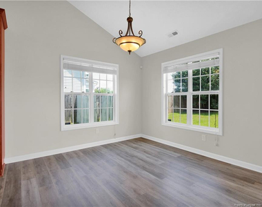 1717 Kershaw Loop - Photo Thumbnail 12