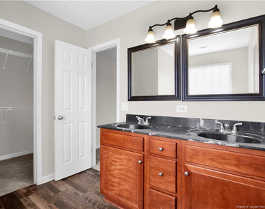 1717 Kershaw Loop - Photo Thumbnail 15