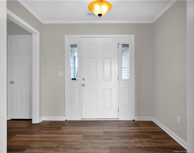 1717 Kershaw Loop - Photo Thumbnail 4