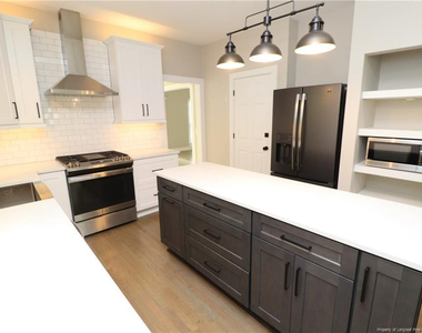 106 Kensbury Circle - Photo Thumbnail 18