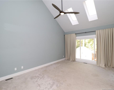 106 Kensbury Circle - Photo Thumbnail 22