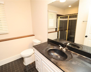 106 Kensbury Circle - Photo Thumbnail 43