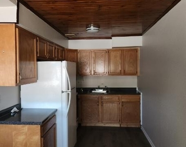 526 Lawler Terrace - Photo Thumbnail 2