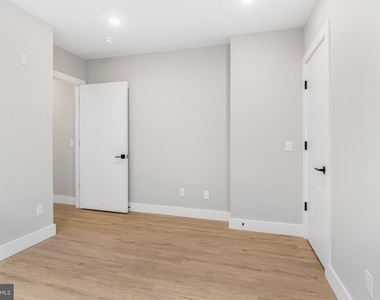 1144 Frankford Avenue - Photo Thumbnail 20