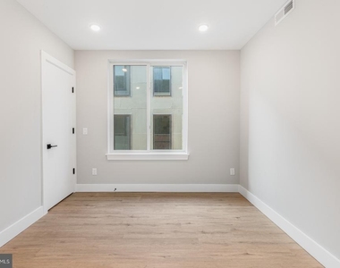 1144 Frankford Avenue - Photo Thumbnail 18