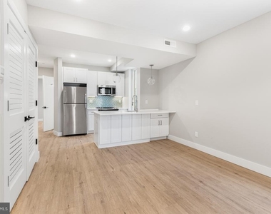 1144 Frankford Avenue - Photo Thumbnail 10