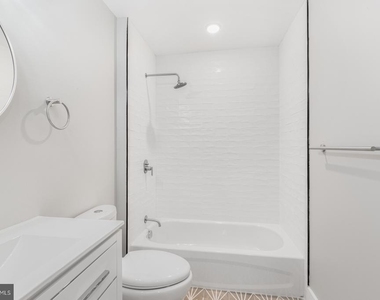 1144 Frankford Avenue - Photo Thumbnail 16