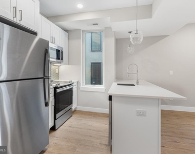 1144 Frankford Avenue - Photo Thumbnail 5