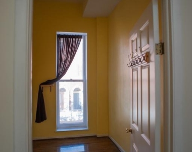 1926 Mount Vernon Street - Photo Thumbnail 8